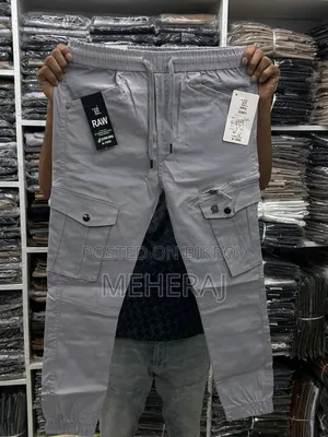 6 Pocket Mobile Pant