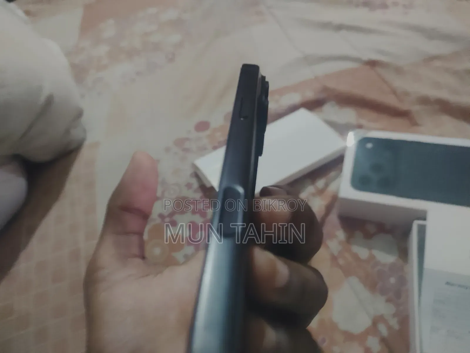 Mobile Phone 128 GB Black