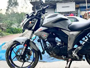 Suzuki Gixxer 2017 Gray