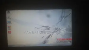 ল্যাপটপ তোশিবা ৪জিবি ইন্টেল কোর আই৩ এসএসডি ১২৮জিবি