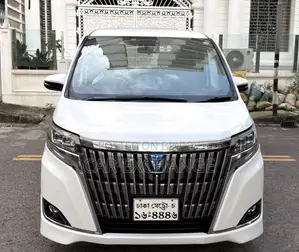 Toyota Esquire 1.8 FWD Hybrid (7 seater) 2019 Pearl