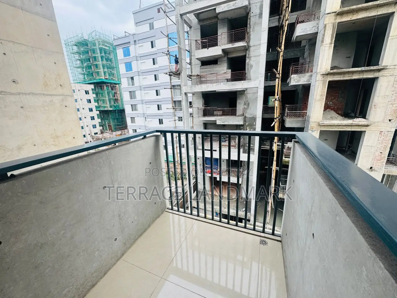 20-Bedroom House in Basundhara for sale