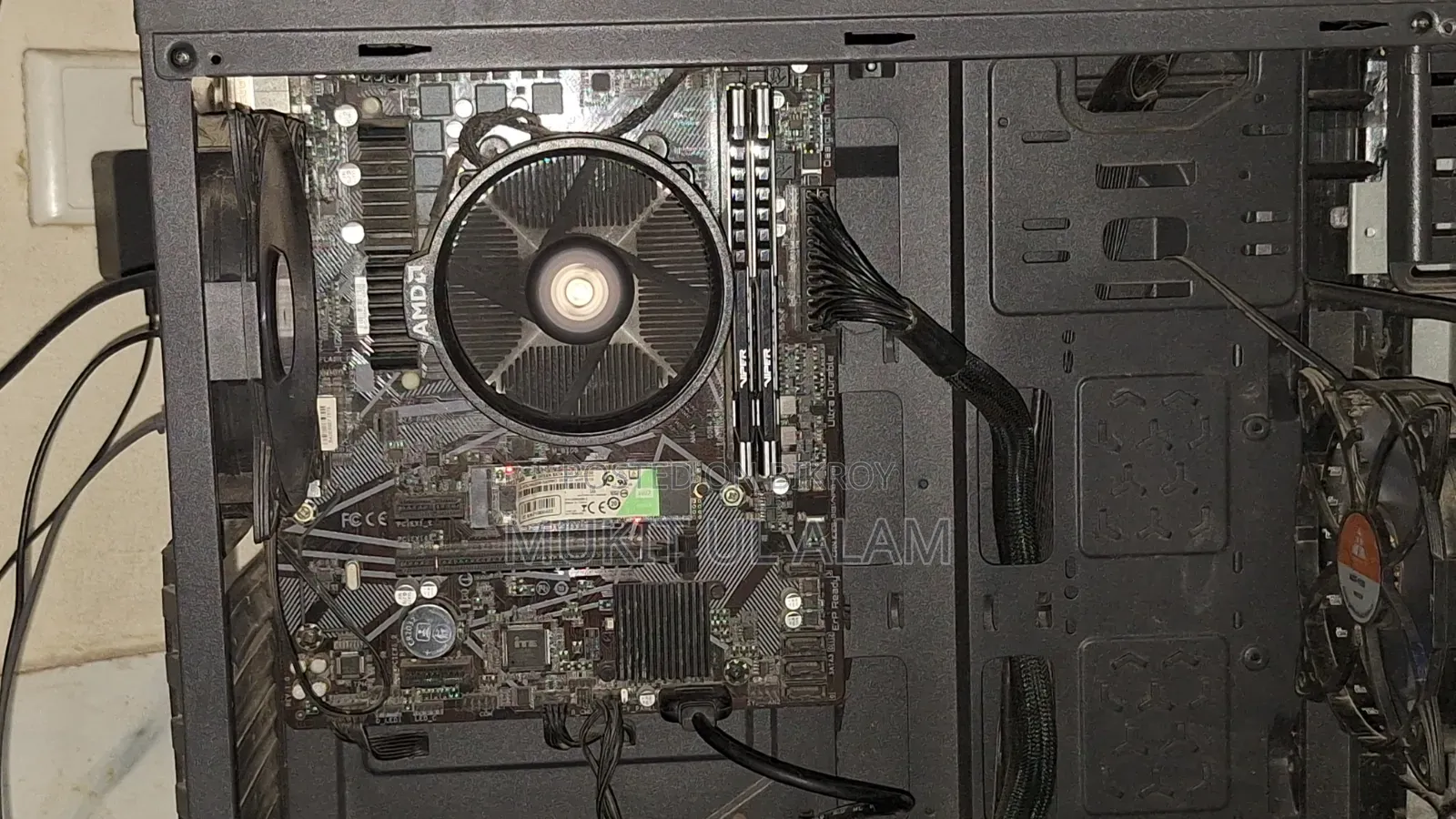 Desktop Computer 16GB AMD Ryzen 5 SSD 256GB