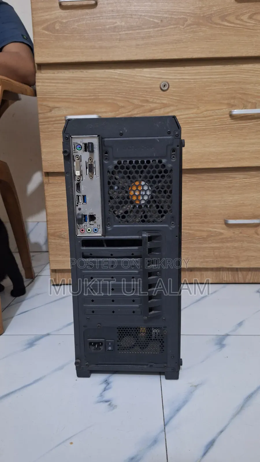 Desktop Computer 16GB AMD Ryzen 5 SSD 256GB