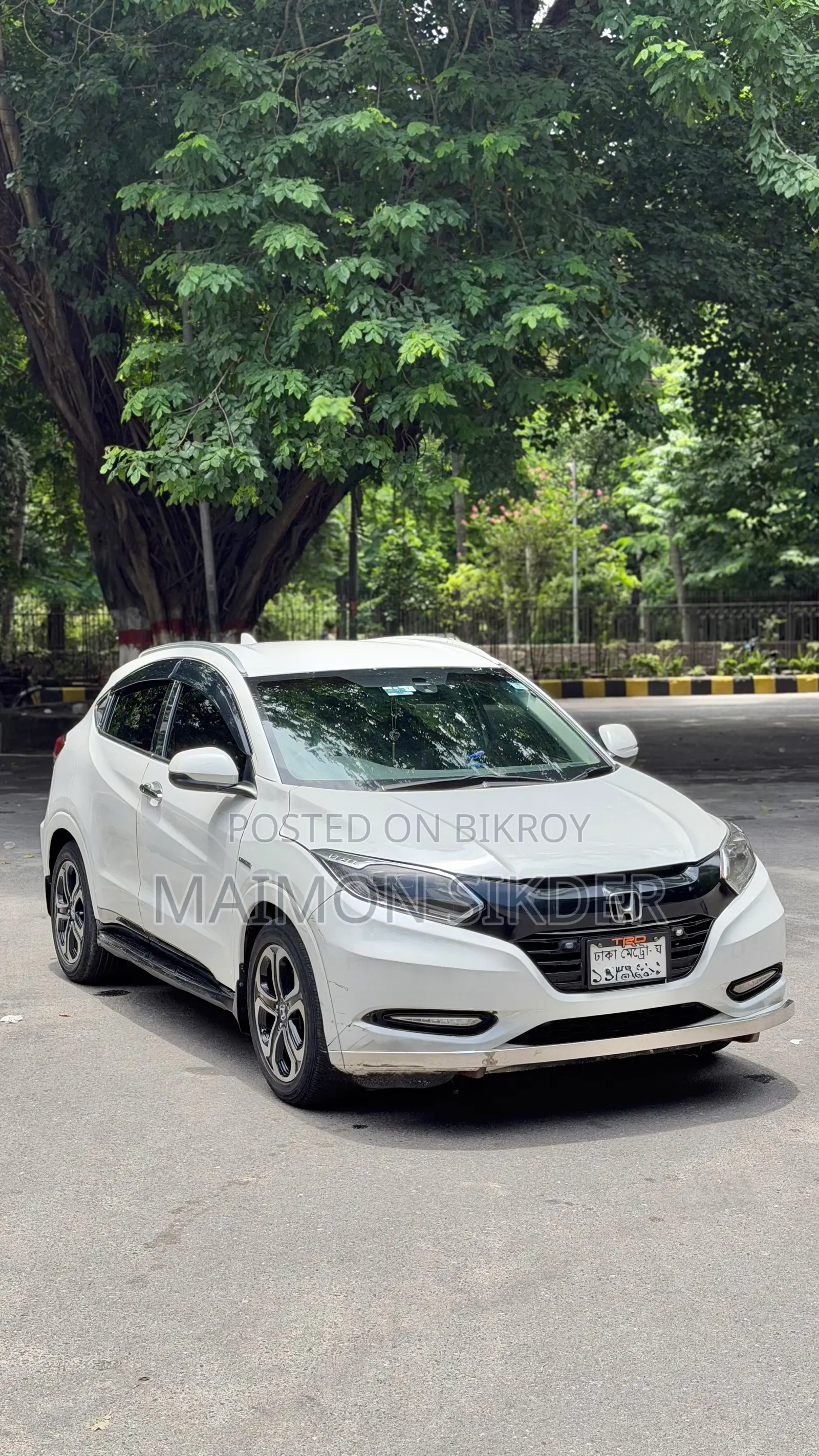 হোন্ডা ভেজেল ১.৫ হাইব্রিড টু-হুইল ড্রাইভ ২০১৪ সাদা