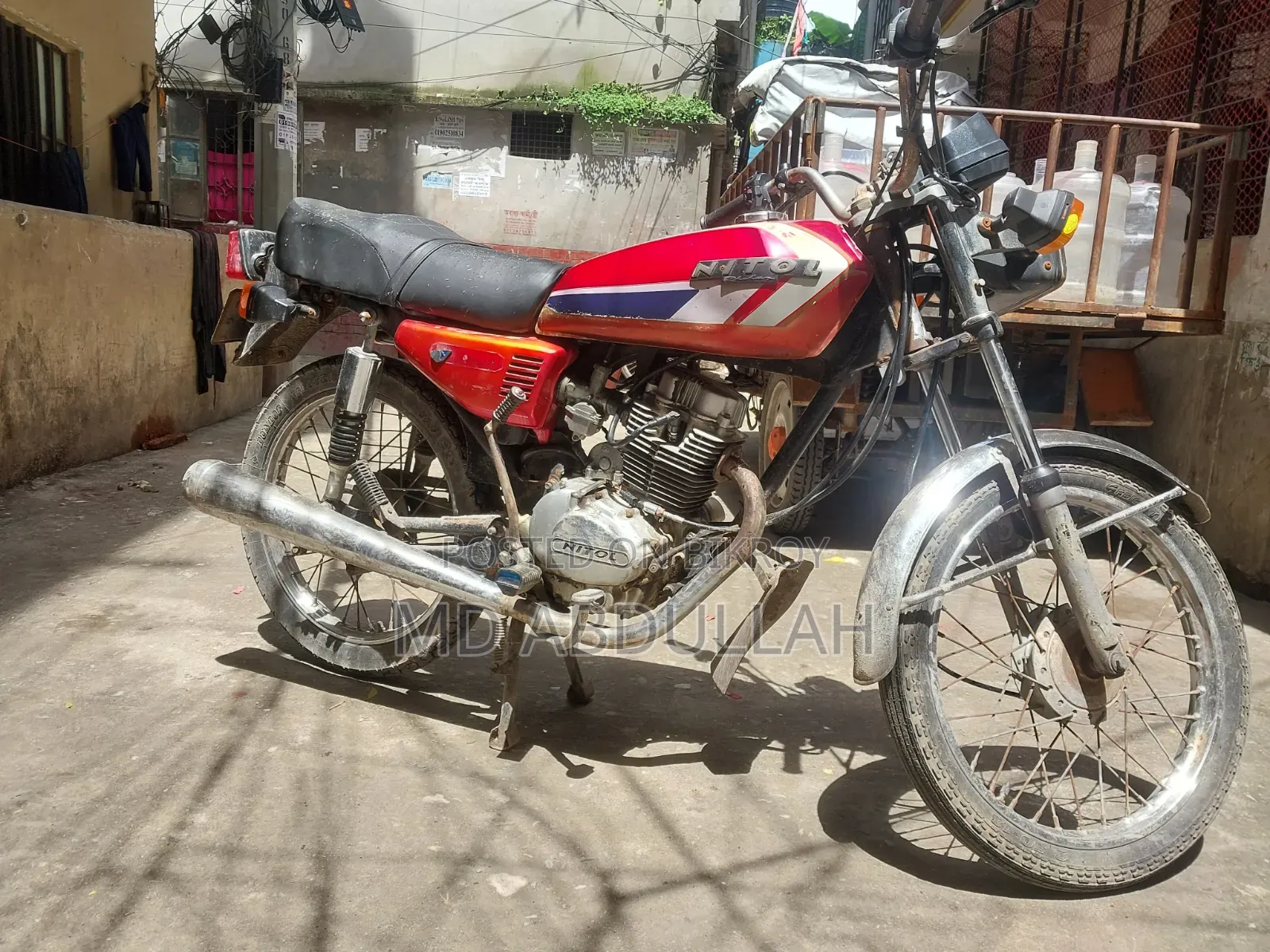 Honda 2000 Red