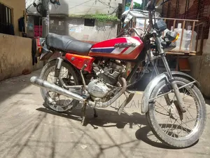 Honda 2000 Red