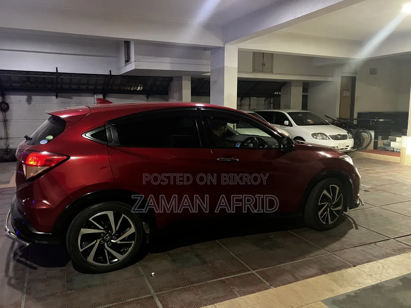 Honda Vezel 1.5 Two-Wheel Drive 2016 Red