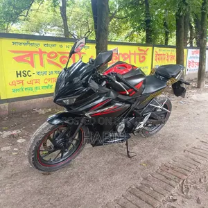 হোন্ডা সিবিআর ২০১৮ ব্ল্যাক