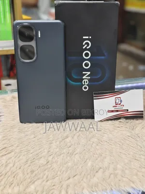 iQOO 256 GB Blue