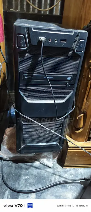 Desktop Computer Gigabyte GB-BSi7T-6500 8GB Intel Core i7 HDD+SSD 500GB