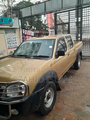 নিসান ডাবলক্যাব ২০০৬ গোল্ড