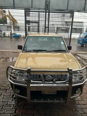 নিসান ডাবলক্যাব ২০০৬ গোল্ড