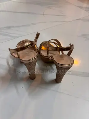 Exclusive Sparkly Heels/ Fashion Shoes