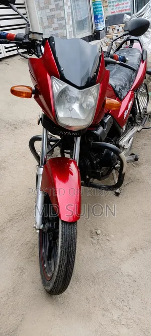 রানার বুলেট ১০০ ২০২২ লাল