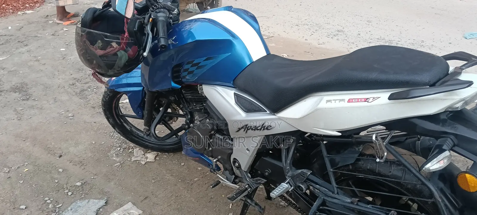 TVS Apache RTR 160 4V 2019 Blue