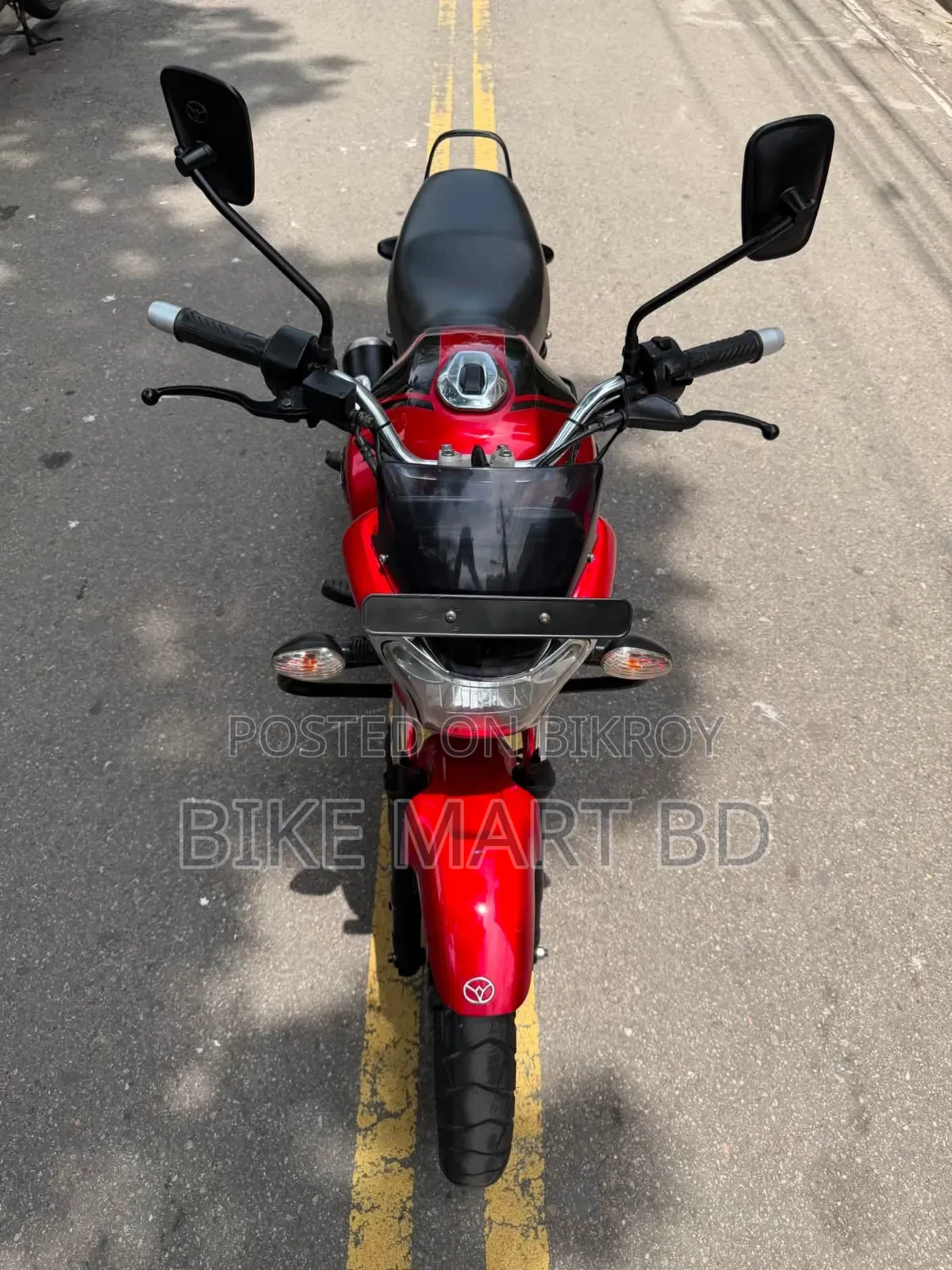 Bajaj V15 2020 Red