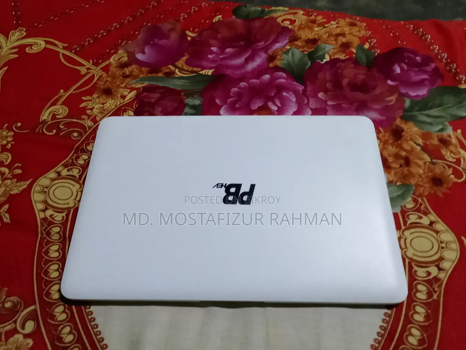 Laptop 2GB Intel Atom SSD 32GB