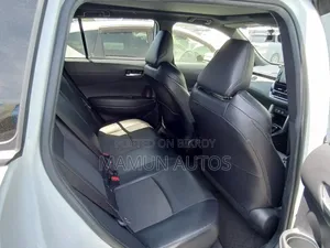 Toyota Corolla Cross 2021 Pearl