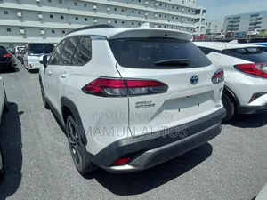 Toyota Corolla Cross 2021 Pearl