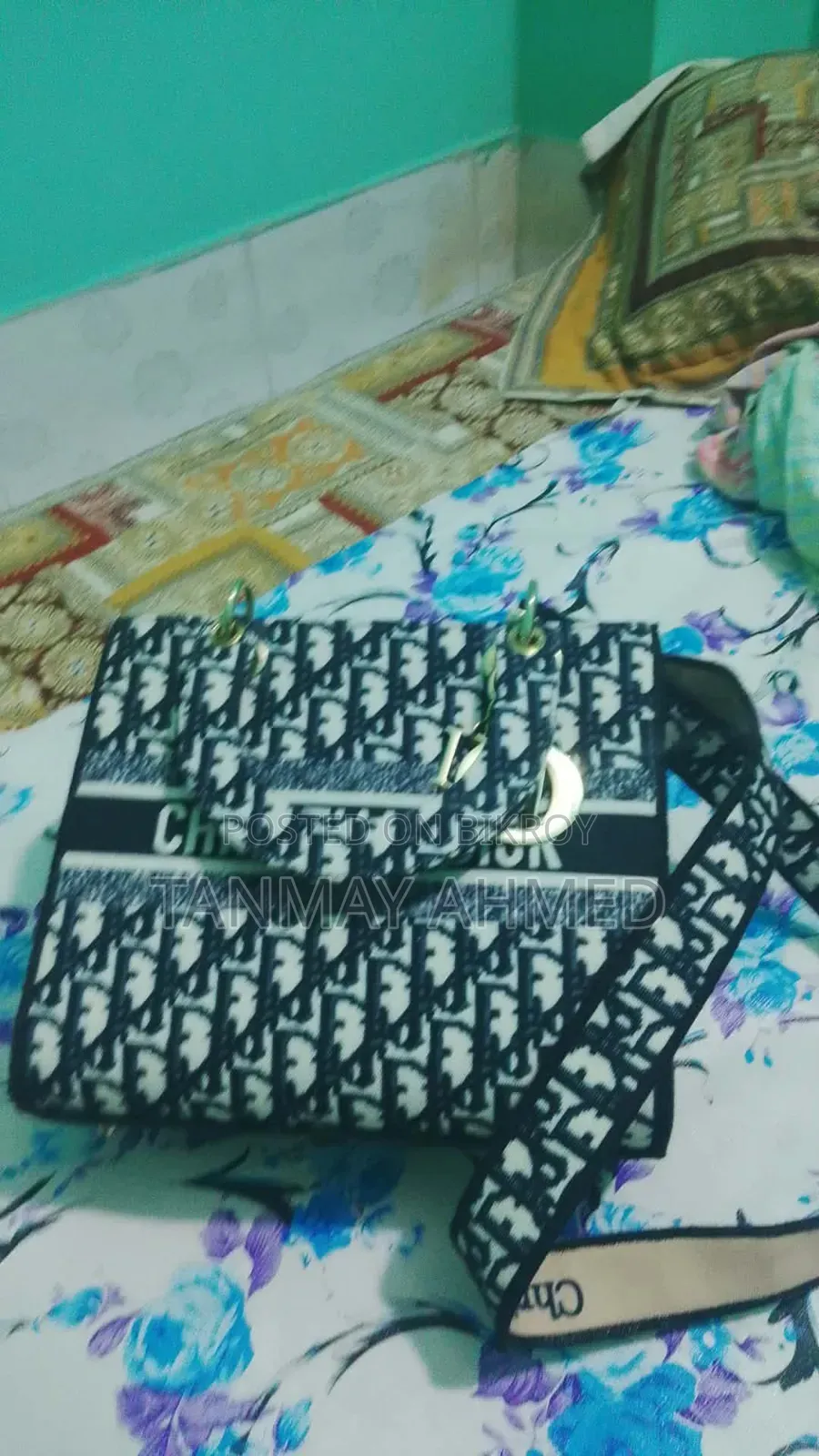 হ্যান্ডবেগ ফর সেল