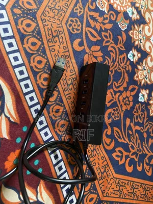 ইউ এস বি হাব
