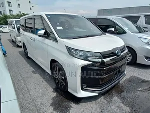 Toyota Noah 2022 Pearl