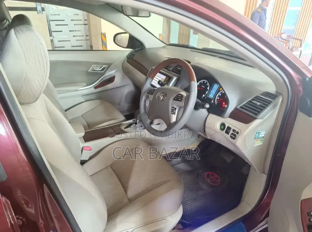 Toyota Premio 1.5 Front-Wheel Drive 2010 Maroon