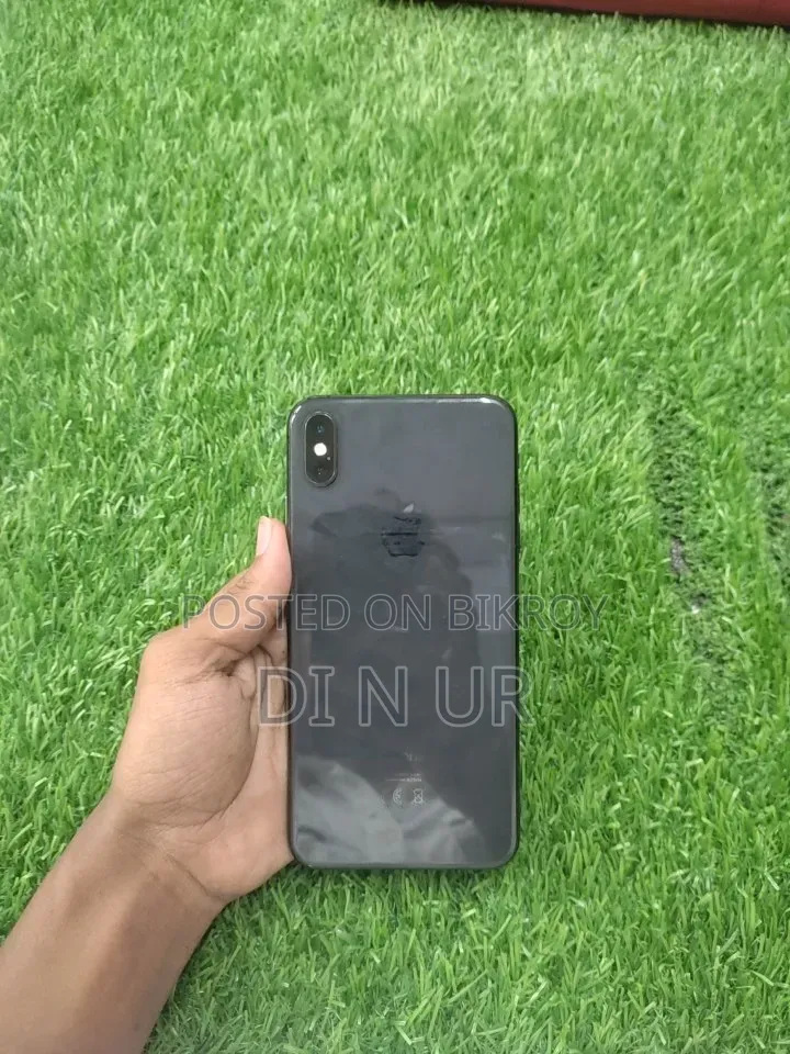 Apple iPhone XS Max 64 GB Black