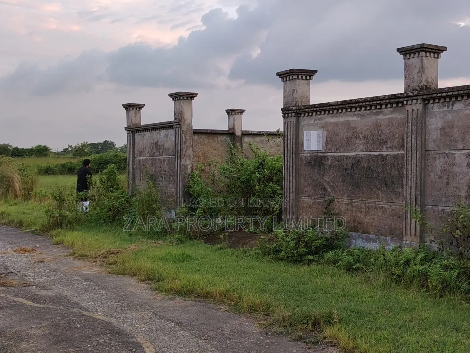৩ কাঠা প্লট কম বাজেটে ১৮ নং সেক্টরে