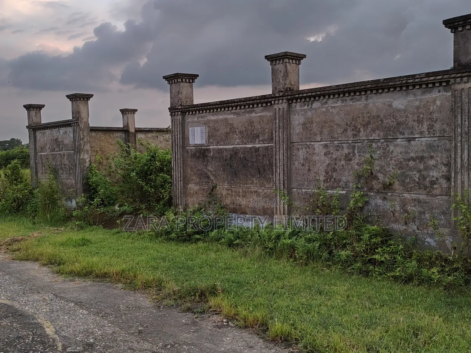 ৩ কাঠা প্লট কম বাজেটে ১৮ নং সেক্টরে