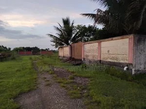 সেক্টর ২৭ এ ১৫০ রোডের পাশে ৩ কাঠা