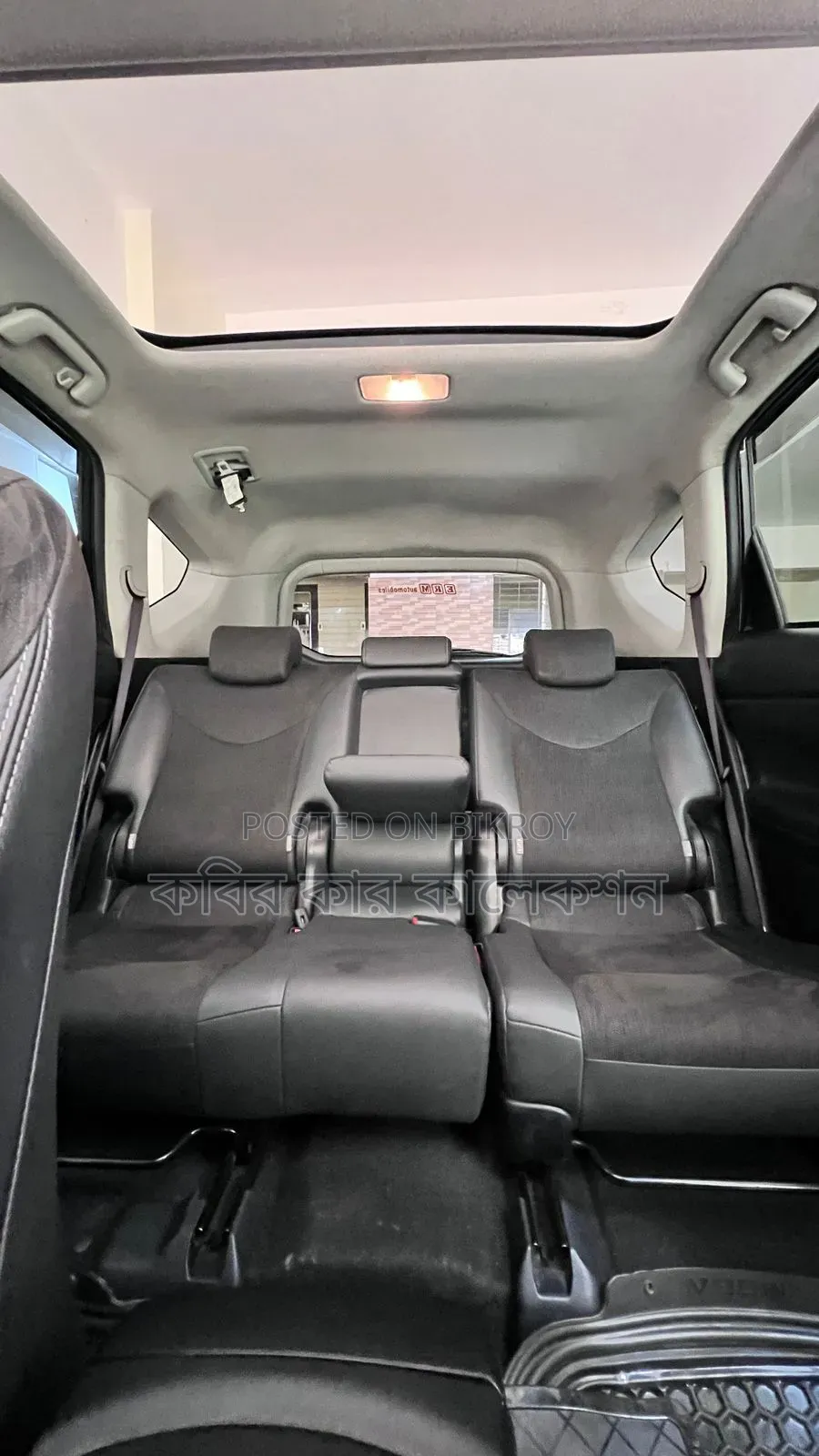 Toyota Prius 4dr Hatchback (1.8L 4cyl gas/electric hybrid CVT) 2016