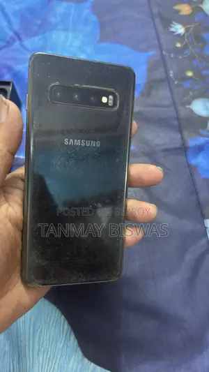 স্যামসাং গ্যালাক্সি এস১০ ১২৮ জিবি ব্ল্যাক