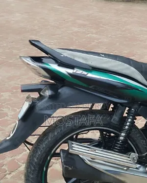 Bajaj Discover 125 2023 Black