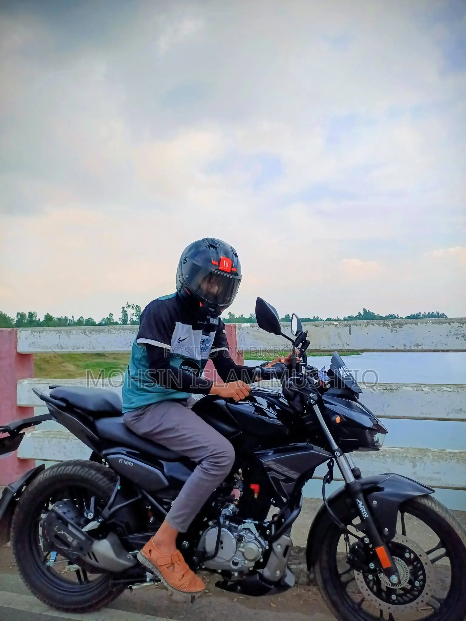 Hero Xtreme 125R 2026 Black