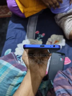 New Mobile Phone 4 GB Blue