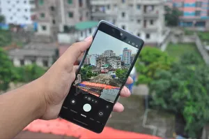 স্যামসাং গ্যালাক্সি এস২০ এফই ১২৮ জিবি নীল