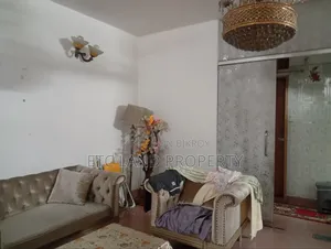 ওয়ারীতে ৩ বেডরুমের অ্যাপার্টমেন্ট বিক্রয়ের জন্য