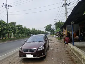 টয়োটা প্রিমিও ২০০৯ মেরুন