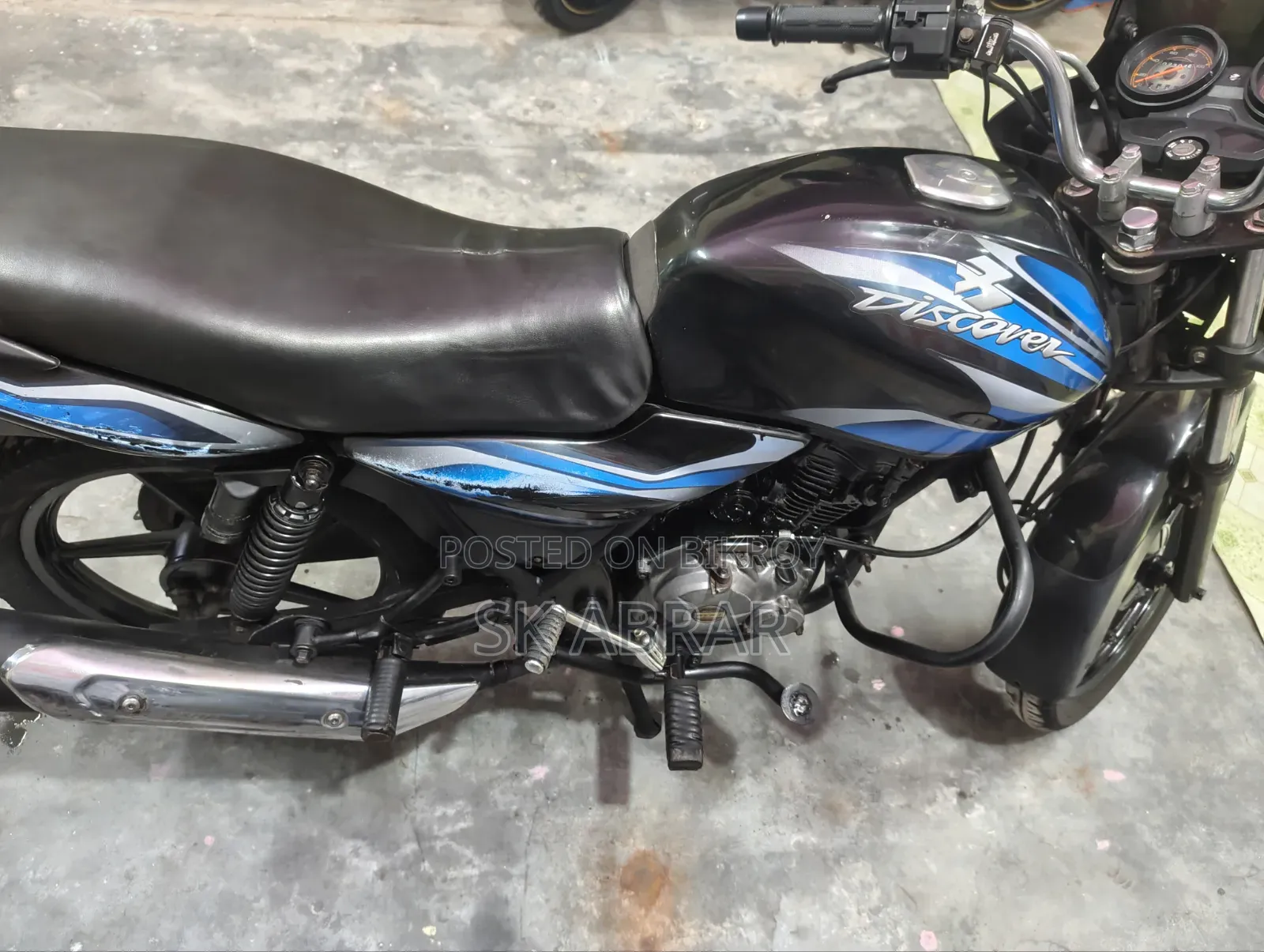 Bajaj Discover 100 2012 Black