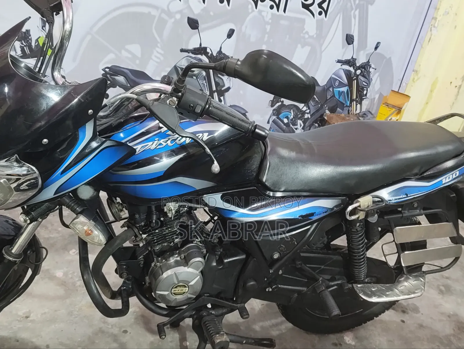Bajaj Discover 100 2012 Black