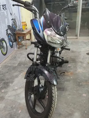 Bajaj Discover 100 2012 Black