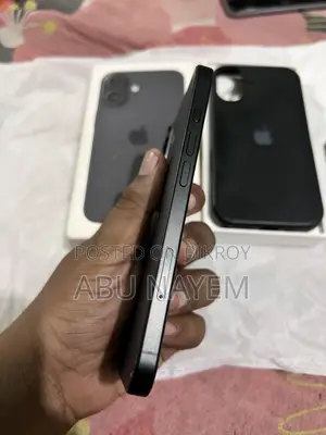 New Apple iPhone 16 128 GB Black