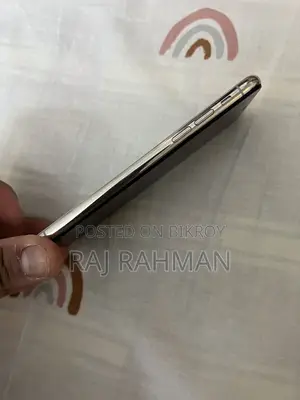 অ্যাপল আইফোন এক্স ৬৪ জিবি হোয়াইট