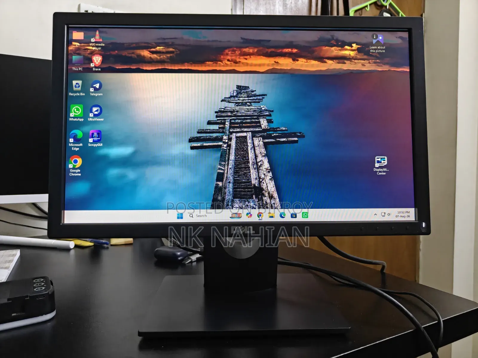 Dell E1916HV 18.5" LED Monitor | Excellent Condition