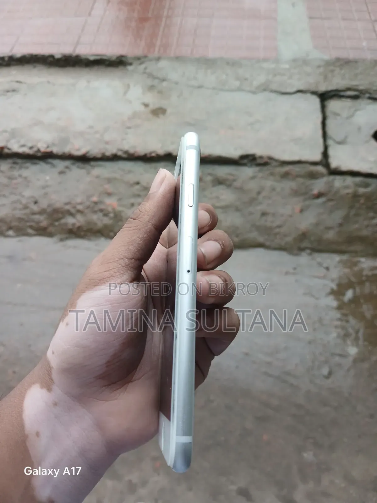 Apple iPhone 8 128 GB White
