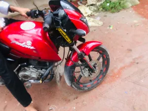 Hero Dawn 150 2013 Red