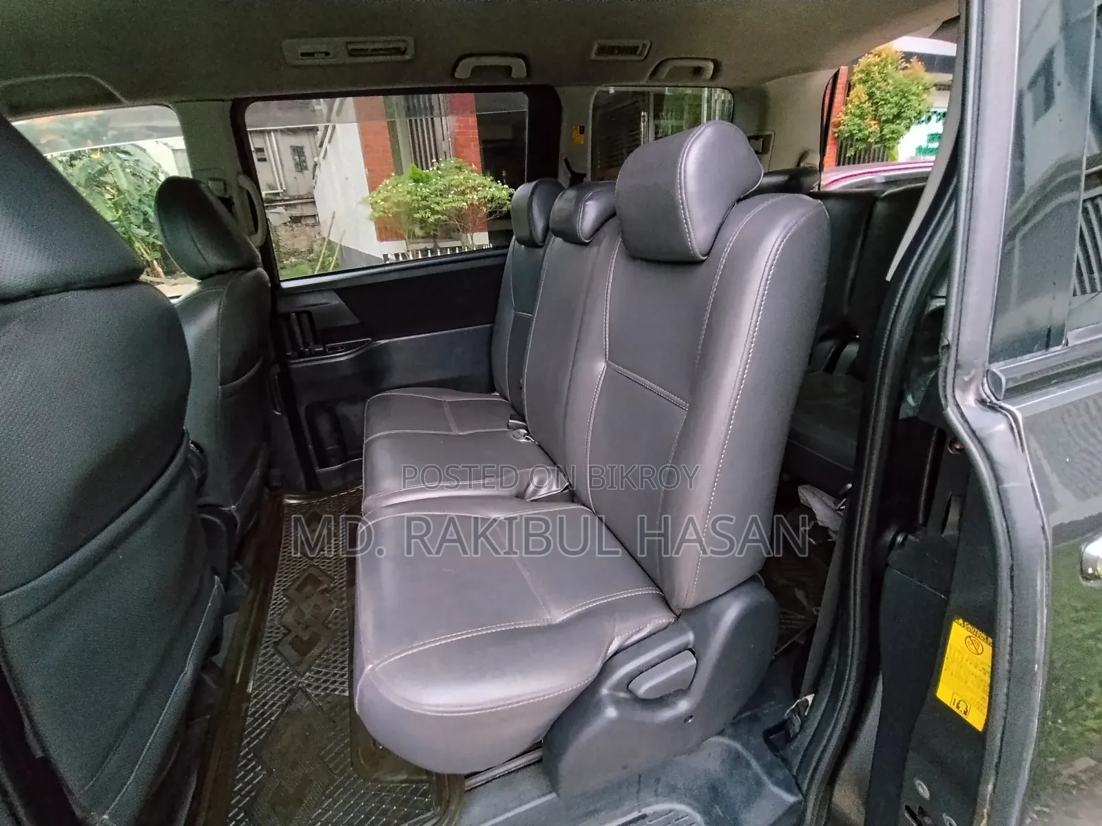 Toyota Noah 2012 Gray