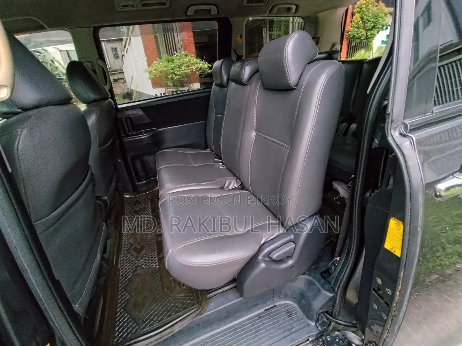Toyota Noah 2012 Gray